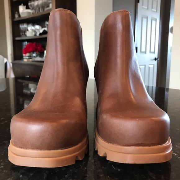 New Sorel Joan of Arctic Wedge III Zip Bootie, Brown Waterproof Leather Boots - Picture 3 of 16